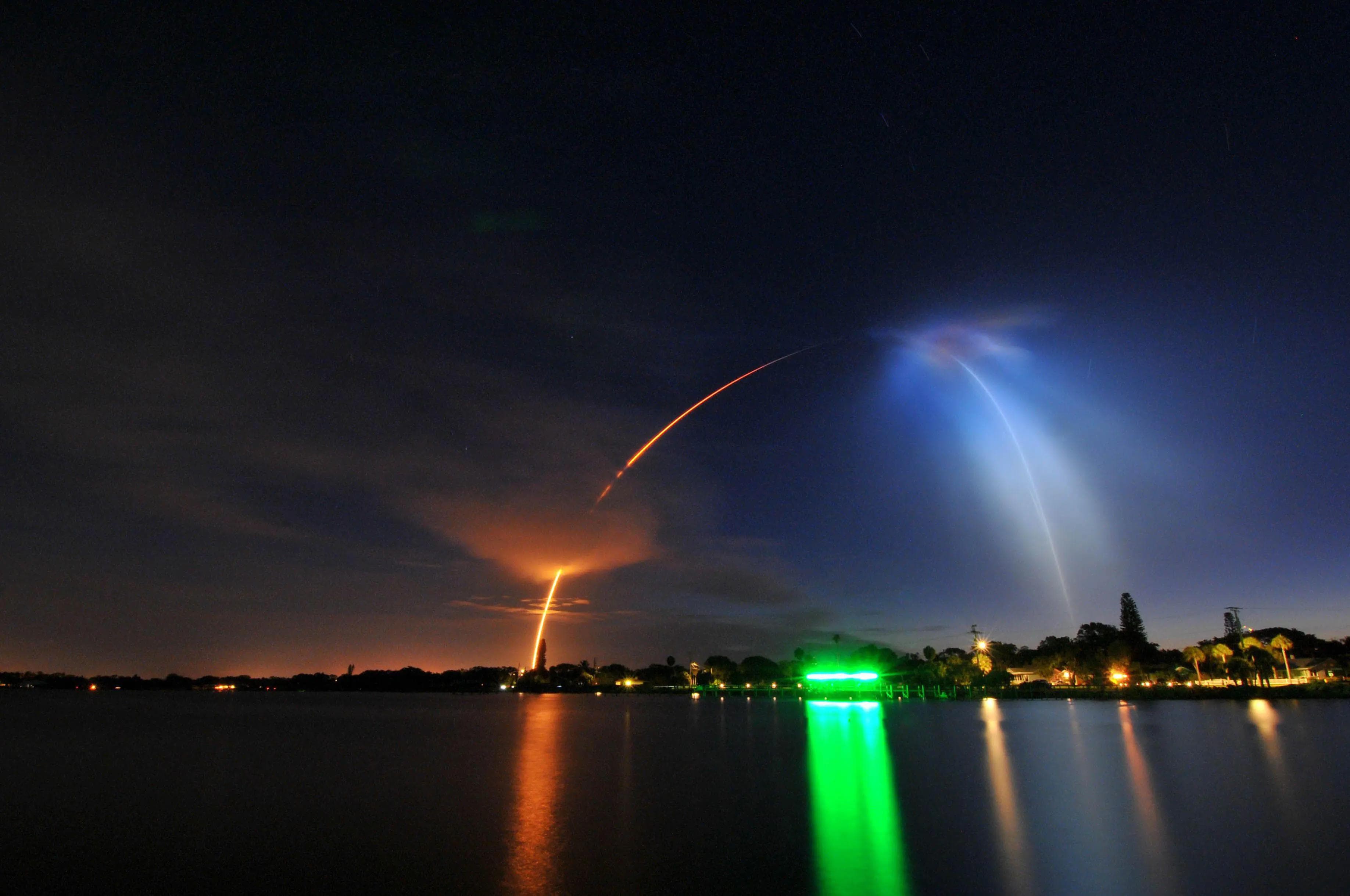 Un cohete de SpaceX despega con 58 satélites LEO desde Florida en 2020