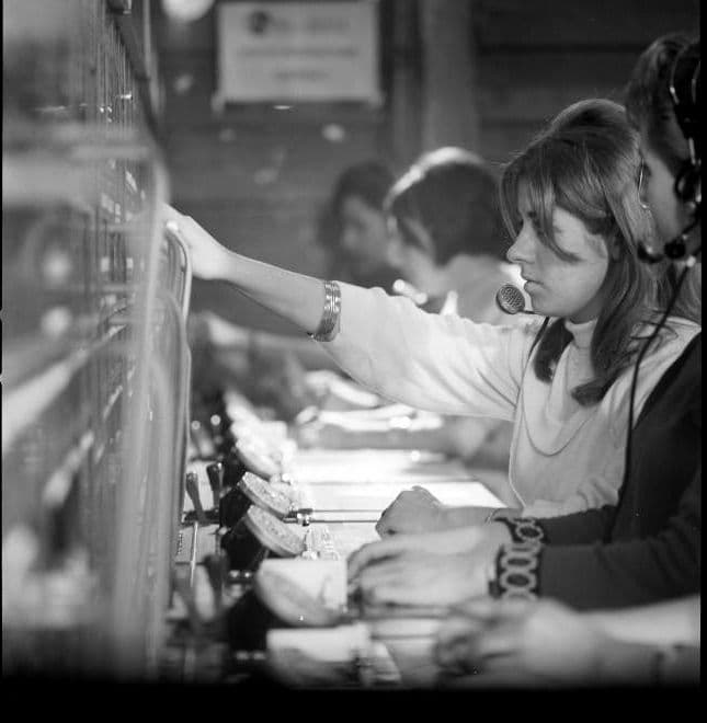 Mesa de telefonistas en el edificio Entel Fotografía: Luis Ladrón de Guevara