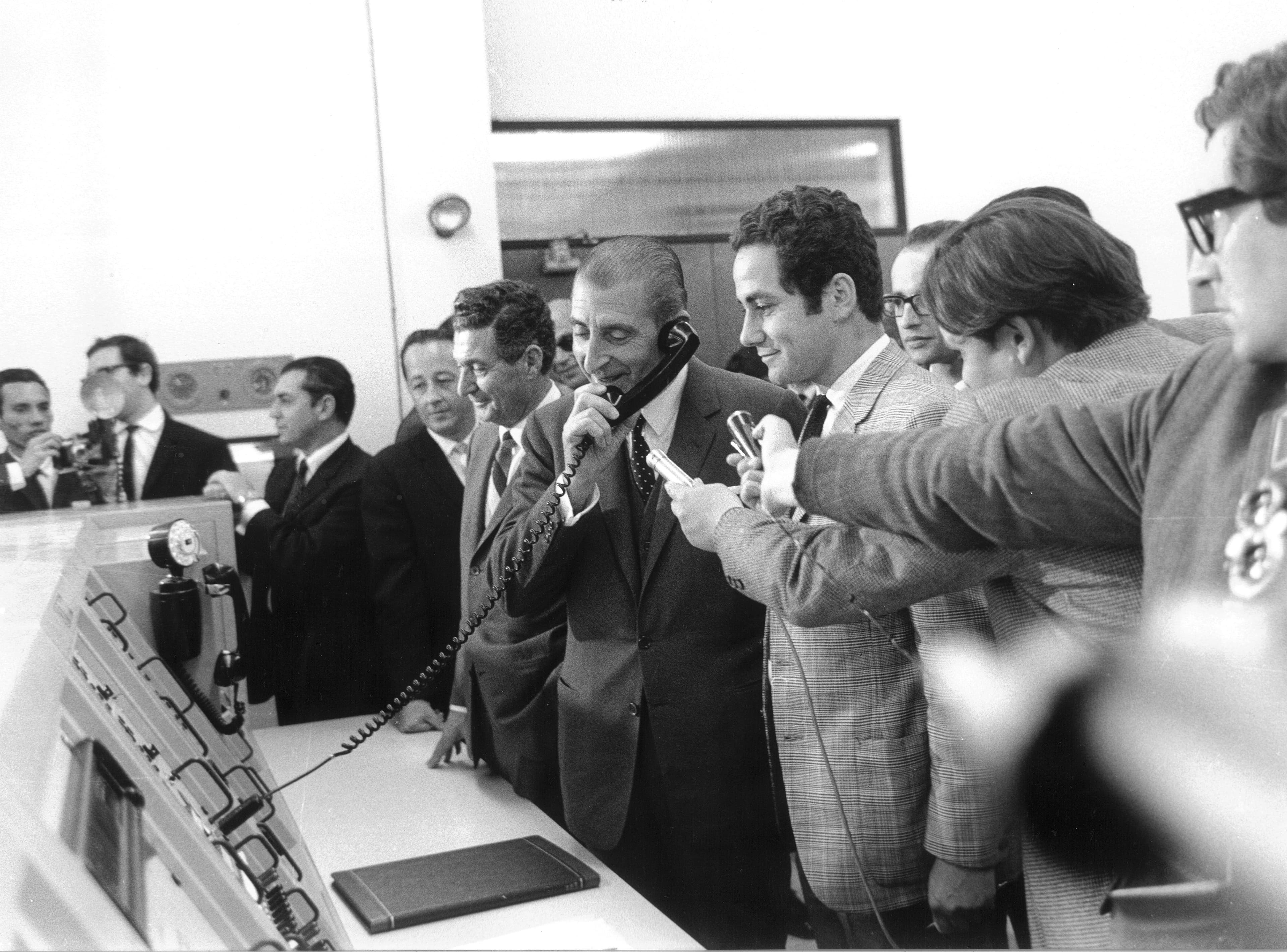 El presidente Frei Montalva en la inauguración de la Estación Satelital Longovilo, en 1968. Fotografía: Archivo Entel